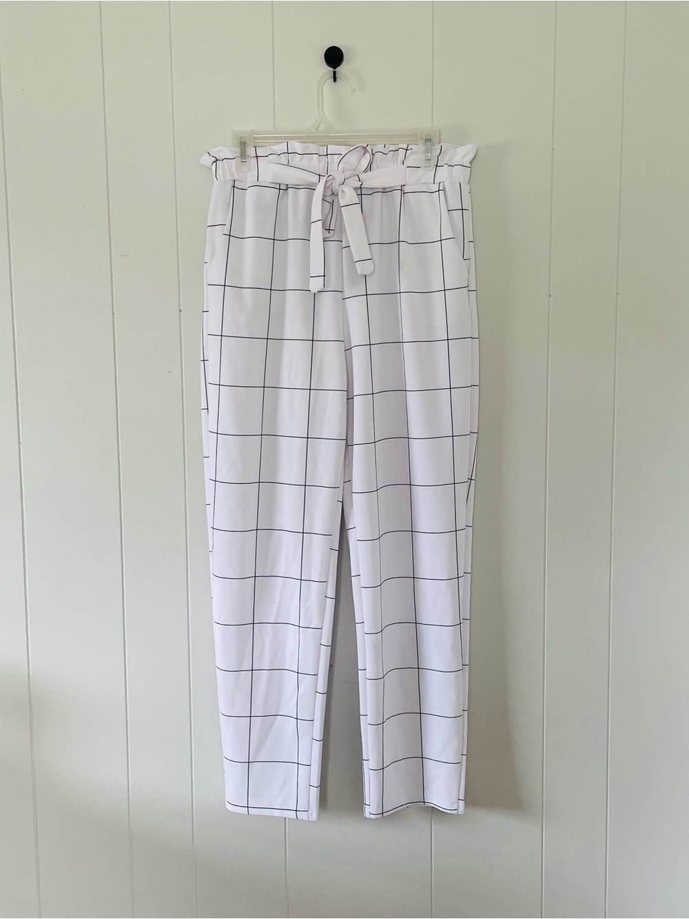 Soho Apparel White Windowpane Tie-Waist Straight Leg Pants
